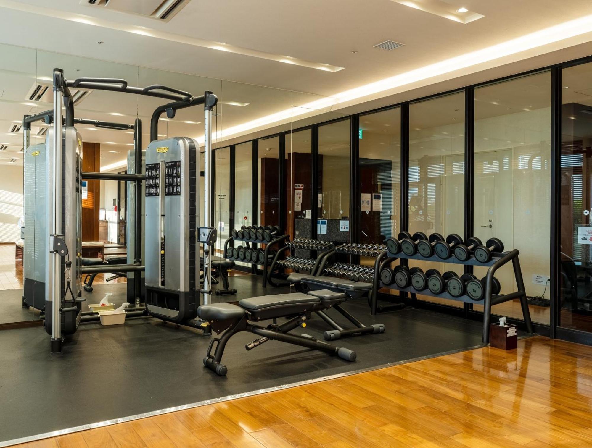 Hyatt Regency Naha, Okinawa Hotel Exterior foto A gym at a hotel